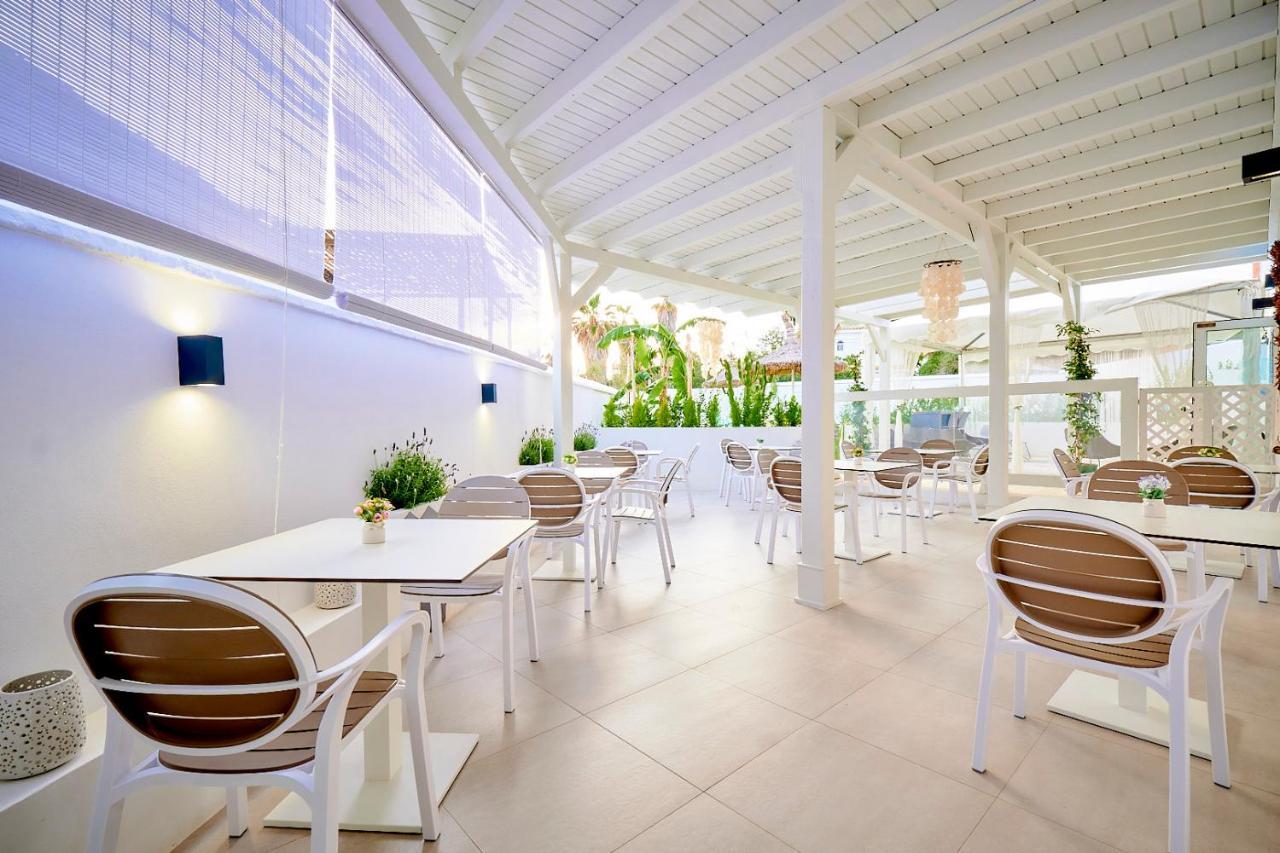 Hotel - Restaurante La Breña Los Caños de Meca Exterior foto